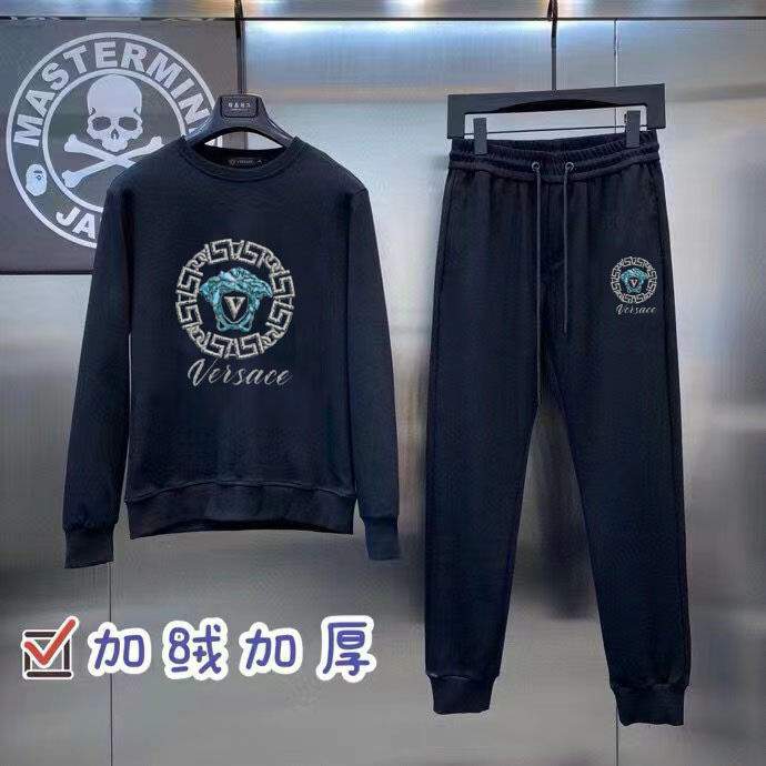 Picture of Versace Sweater Suits _SKUVersaceM-5XLkdtr29843070